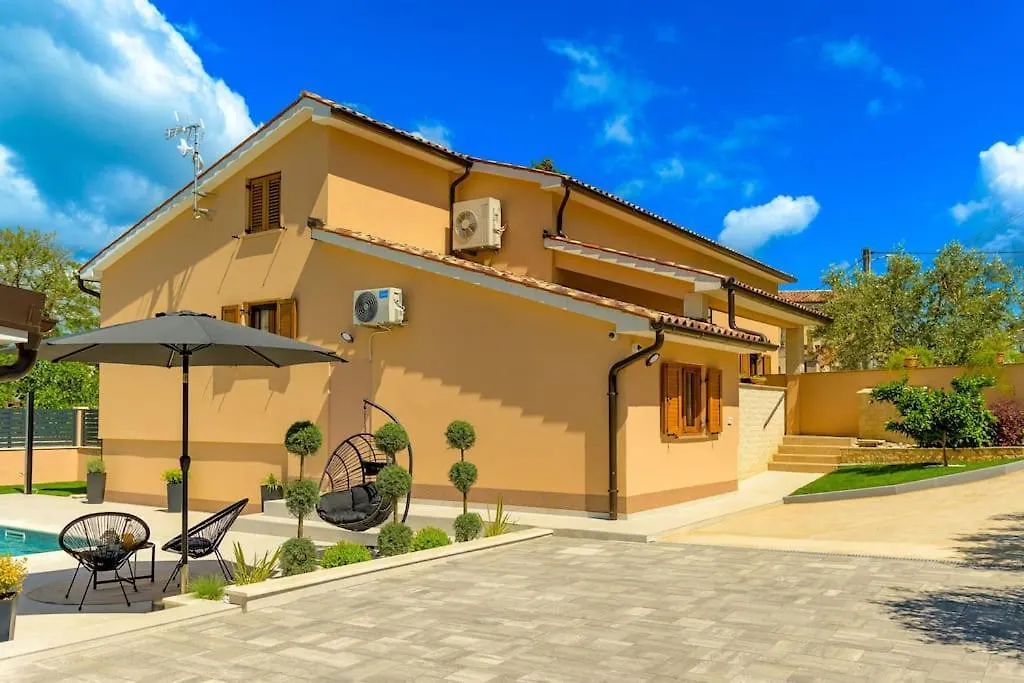 Villa Rita By Istrialux Valtura