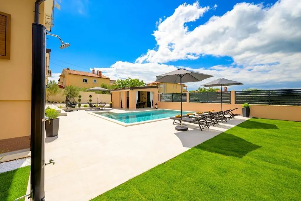 Villa Rita By Istrialux Valtura Croatia