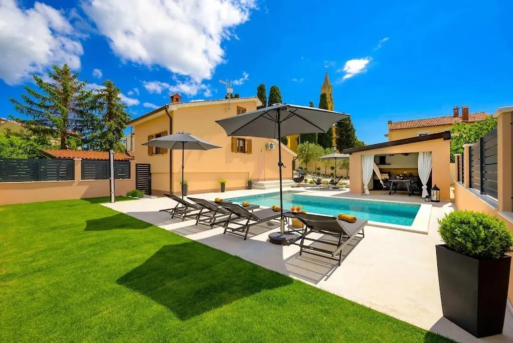 Villa Rita By Istrialux contacts